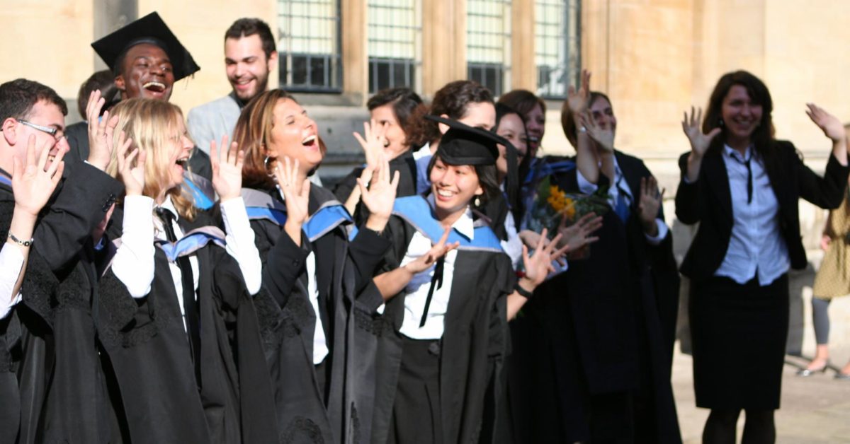 Staying on after study: a whistle-stop tour of the UK Graduate visa rules